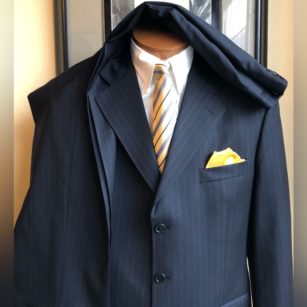 Emilio Yuste Wool 2 Piece Navy Blue Pinstripe Suit Size 42R Slacks W35” L29.5”
